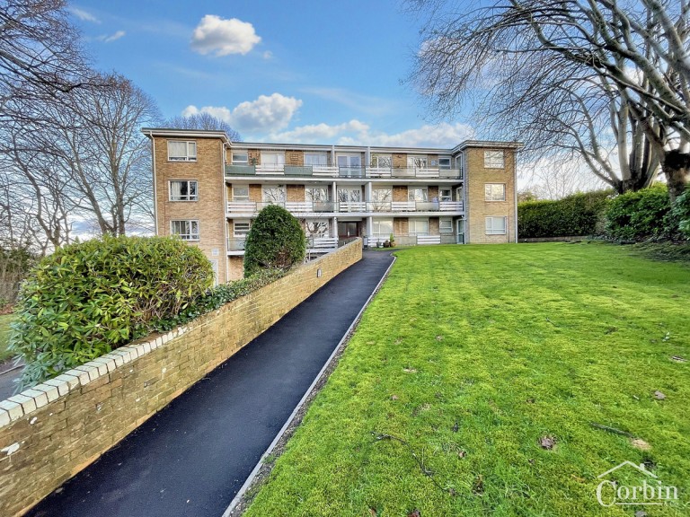 The Bluff, Bournemouth, BH10 6