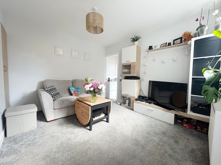 East Howe Lane, Bournemouth, BH10 5
