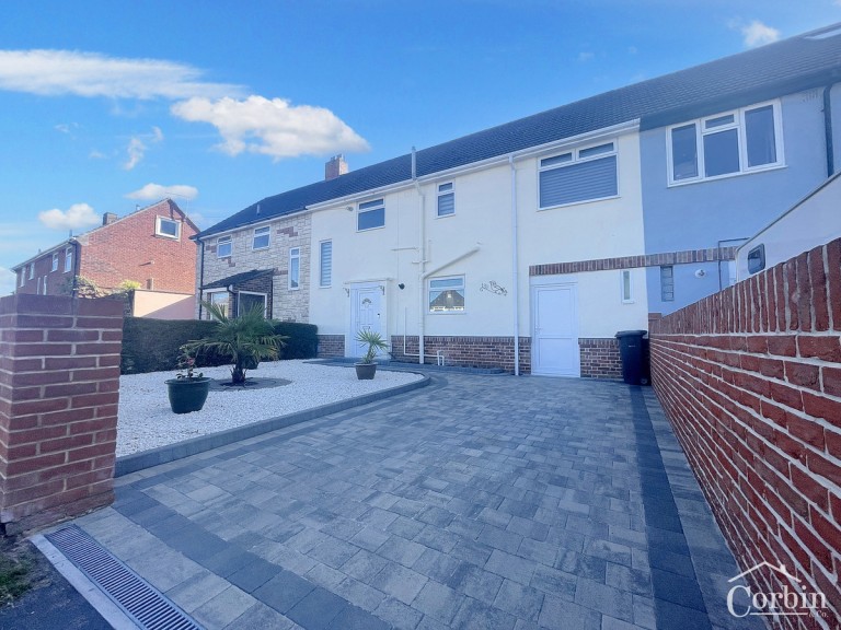 Leybourne Avenue, Bournemouth, BH10 6