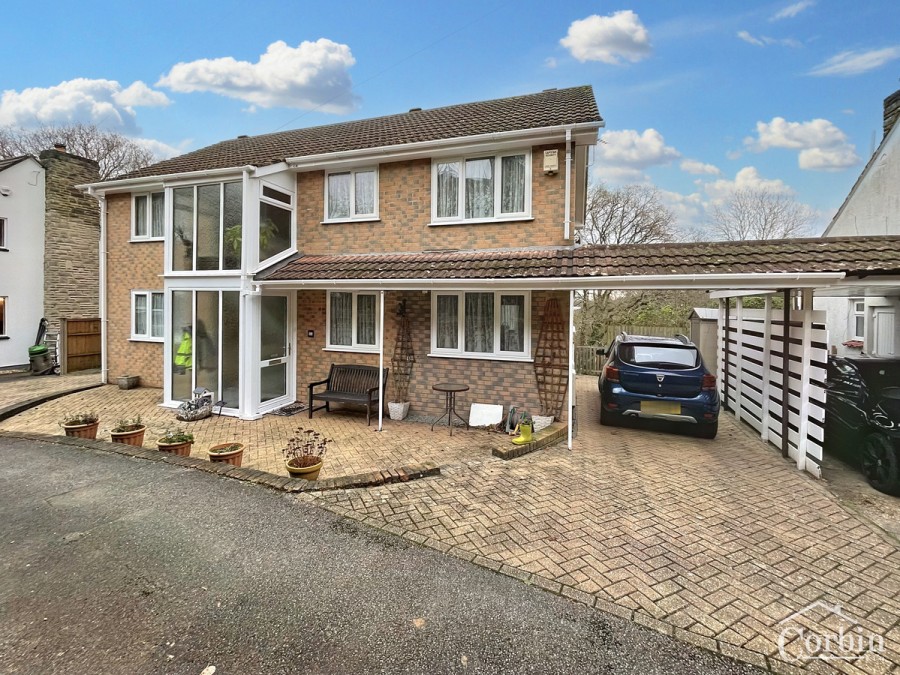 Headswell Avenue, Bournemouth, BH10 6