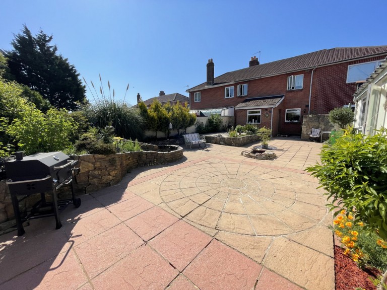 Castle Road, Bournemouth, BH9 1