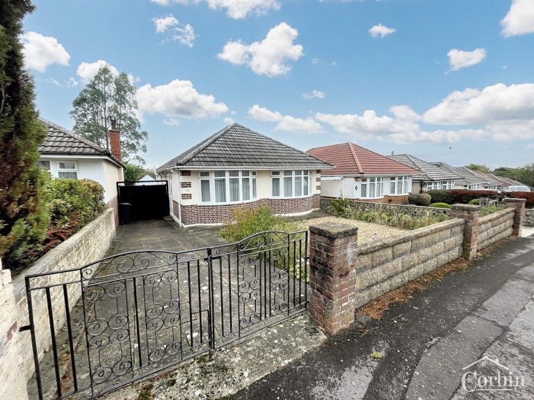 Daws Avenue, Bournemouth, BH11 8